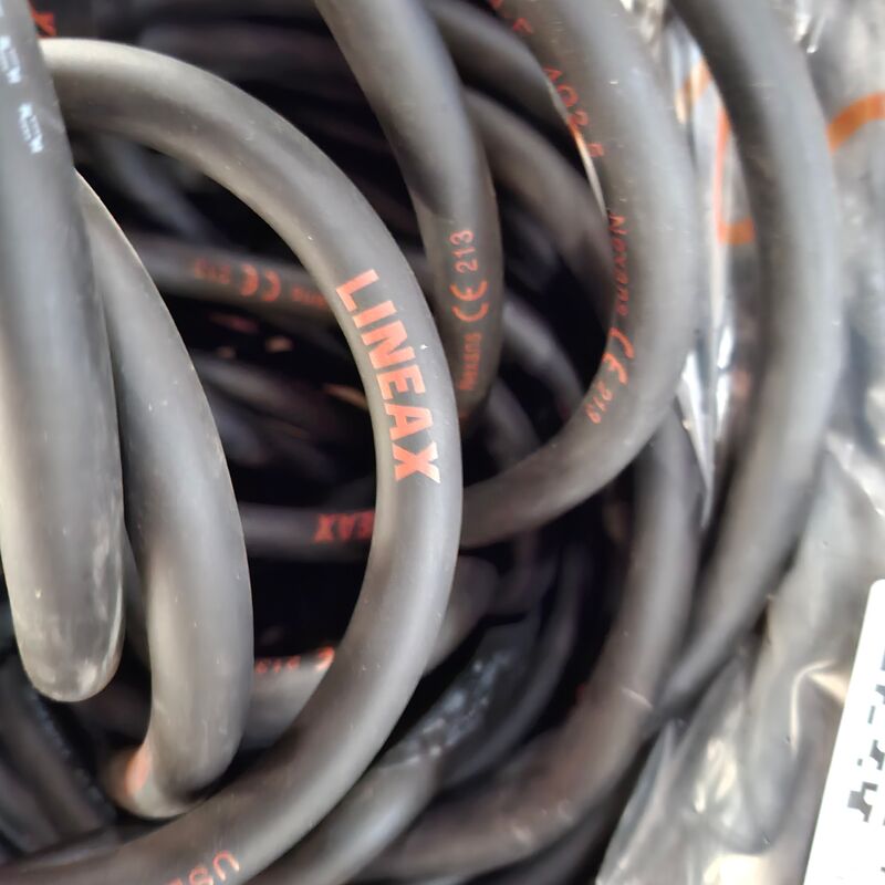 2x rol Neopreen stroomkabel Nexans, 1x 4G2,5mm2 – foto 3 – kavel bij Onlineveilingmeester, Winsum