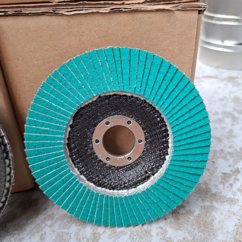 Ca. 45x Lamellenschijf 3M, 125x22,23mm | 80 – foto 3 – kavel bij Onlineveilingmeester, Winsum