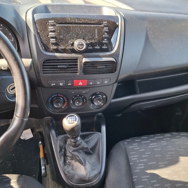Bedrijfswagen, Opel, Combo, 2018 – foto 9 – kavel bij Domeinen Roerende Zaken, Soesterberg