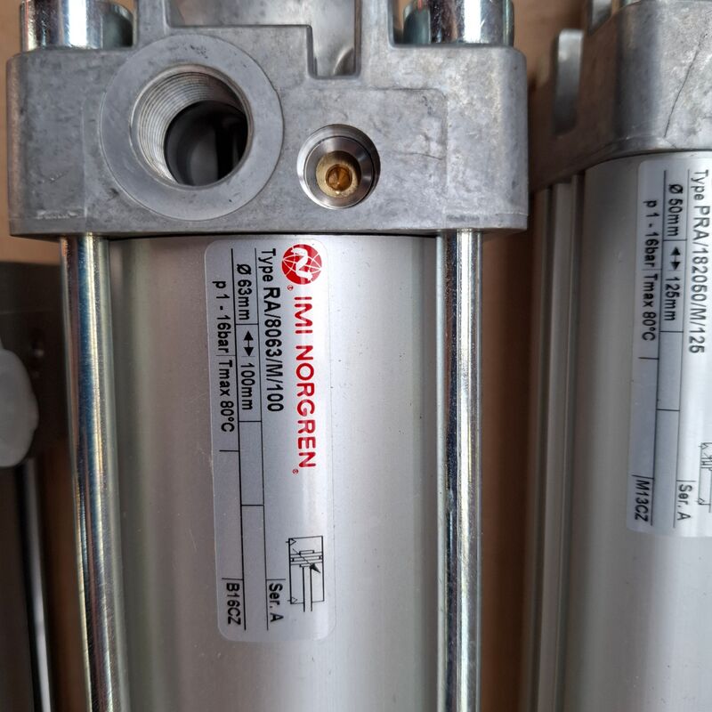 Assortiment pneumatische cilinders en toebehoren o.a. Festo, Norgren – foto 7 – kavel bij Onlineveilingmeester, Winsum