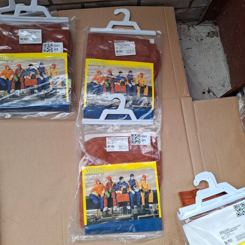 2x Lasschort, 56cm Wx91cm L Weldas, BIB 44-7836 – kavel bij Onlineveilingmeester, Winsum