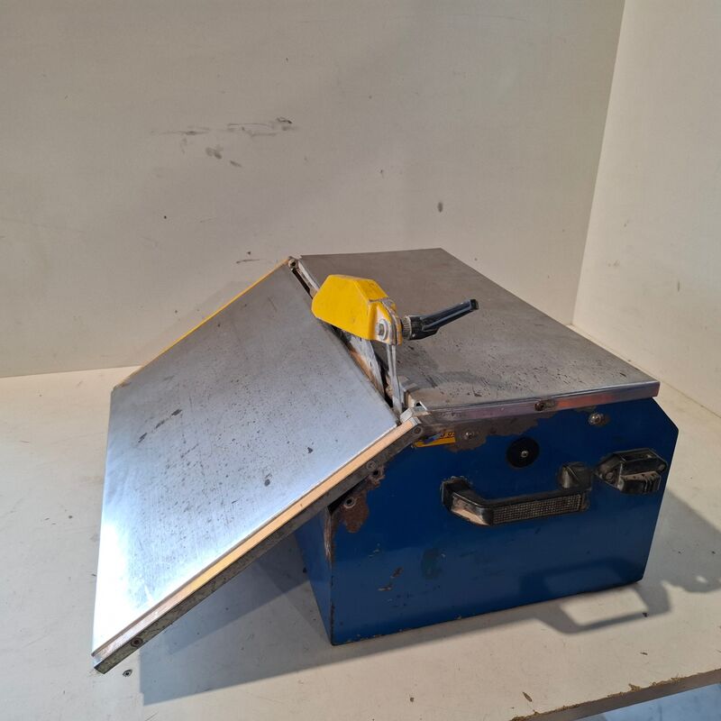Tegelzaagmachine, Carat, Microcoup 230, 2004 – foto 2 – kavel bij Onlineveilingmeester, Heerenveen