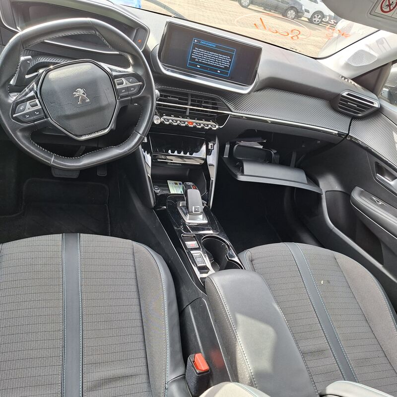 Personenauto, Peugeot, 208, 1.2 PureTech Allure, 2019 – foto 5 – kavel bij Domeinen Roerende Zaken, Soesterberg