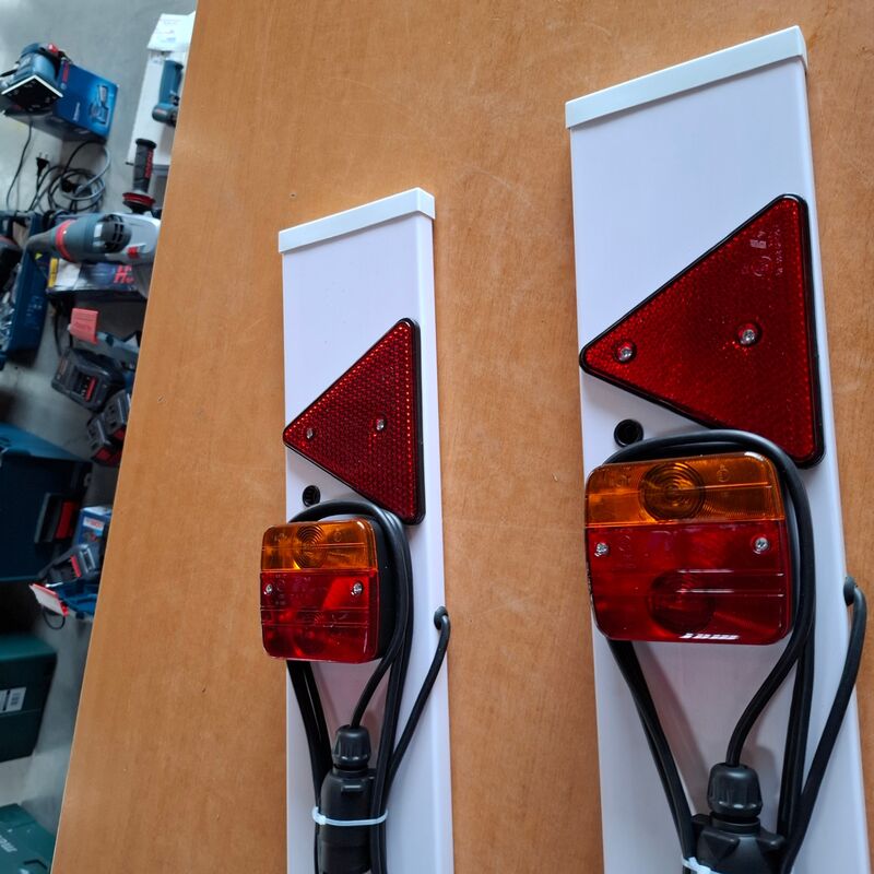 2x Aanhangerlichtbalk 7 polig – foto 3 – kavel bij Onlineveilingmeester, Winsum