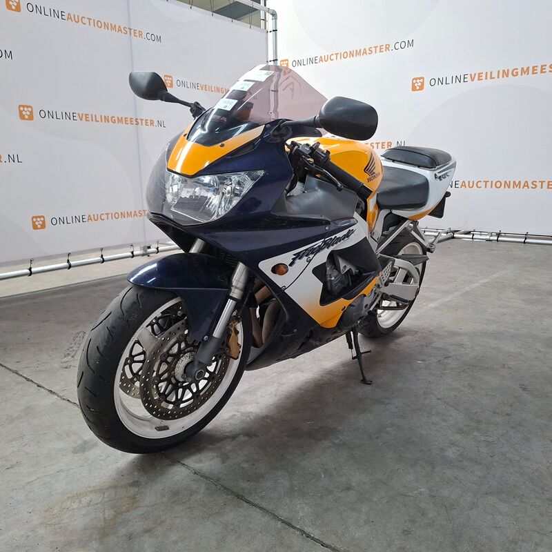 Motorfiets, Honda, CBR 900 RR Fireblade, 2000 – foto 4 – kavel bij Domeinen Roerende Zaken, Soesterberg