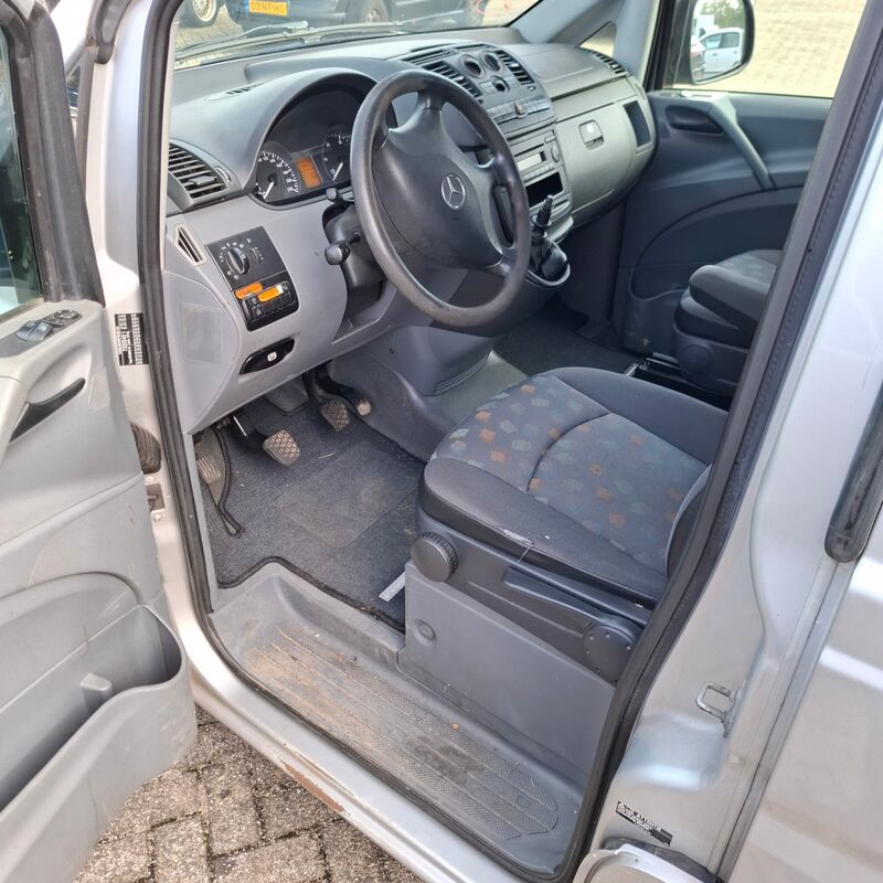 Bedrijfsauto, Mercedes-Benz, Vito 115 CDI 320 Lang DC standaard, 2007 – foto 9 – kavel bij Domeinen Roerende Zaken, Soesterberg