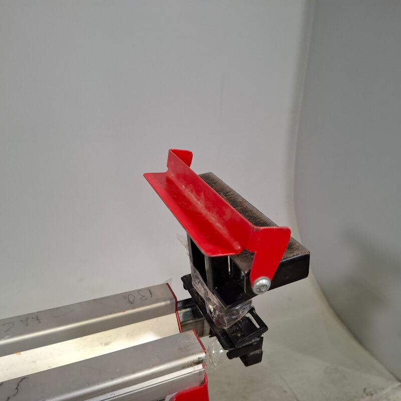 Onderstel voor afkortzaagmachine, Milwaukee, MSL 2000 – foto 4 – kavel bij Domeinen Roerende Zaken, Groningen