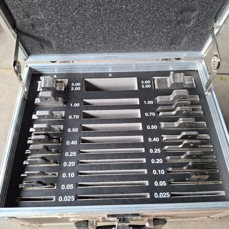 Assortiment vulplaatjes in koffer – foto 2 – kavel bij Onlineveilingmeester, Winsum