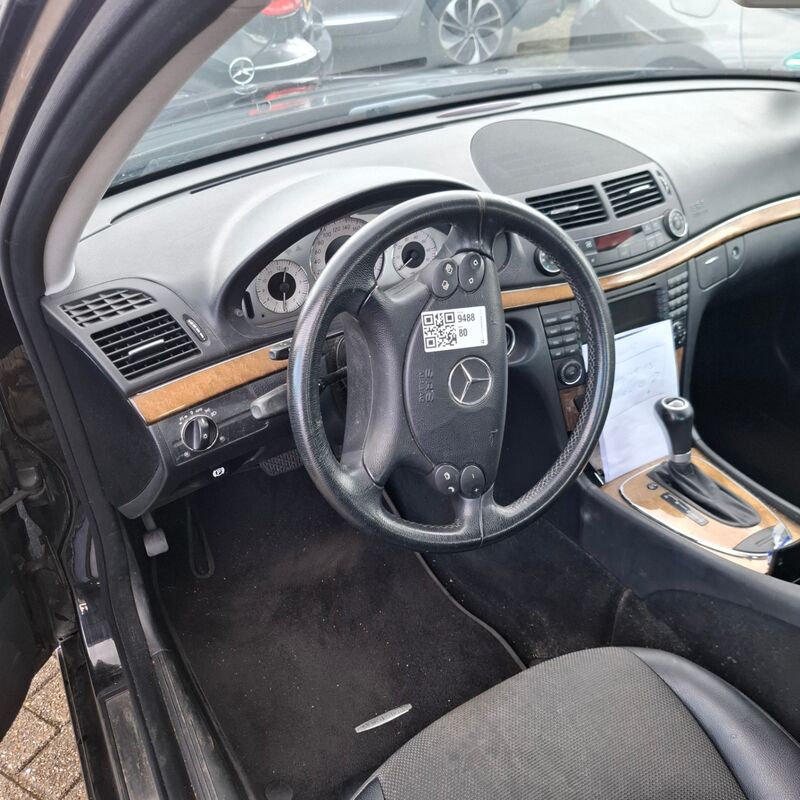 Personenauto, Mercedes-Benz, E-klasse, 230 Avantgarde, 2008 – foto 8 – kavel bij Domeinen Roerende Zaken, Soesterberg