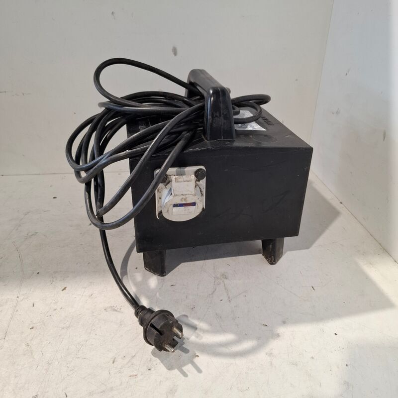 3x Trafo voor halogeenarmatuur | 42 volt – foto 2 – kavel bij Onlineveilingmeester, Heerenveen