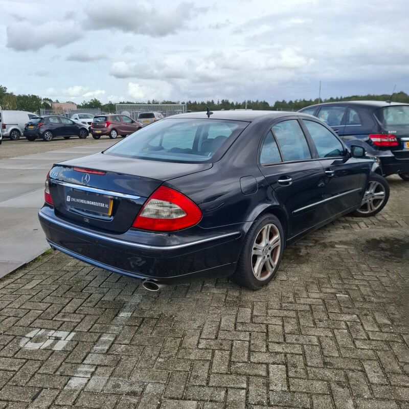 Personenauto, Mercedes-Benz, E-klasse, 230 Avantgarde, 2008 – foto 5 – kavel bij Domeinen Roerende Zaken, Soesterberg