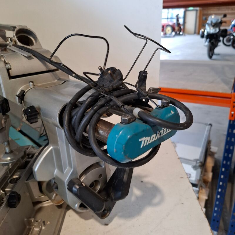 Afkortzaag, Makita, LS1216L, 2013 – foto 4 – kavel bij Onlineveilingmeester, Heerenveen