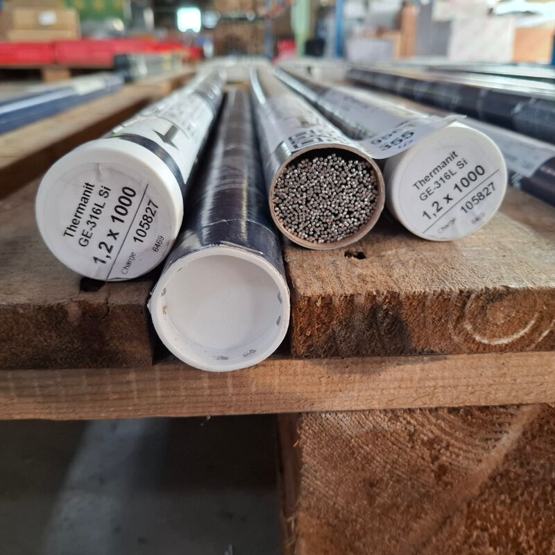 4x koker a 5 kilo Laselektrode Avesto, Thermanit GE-316L Si – foto 3 – kavel bij Onlineveilingmeester, Winsum