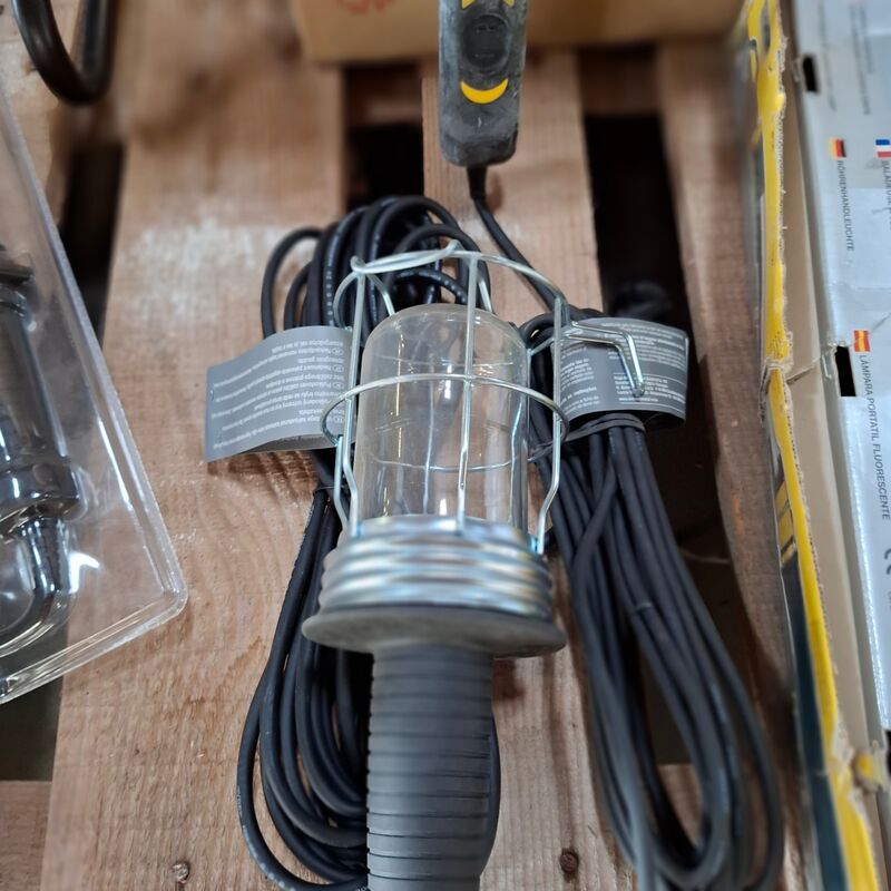 Ca. 11x Diverse looplamp o.a. Zeca, Brennenstuhl – foto 5 – kavel bij Onlineveilingmeester, Winsum