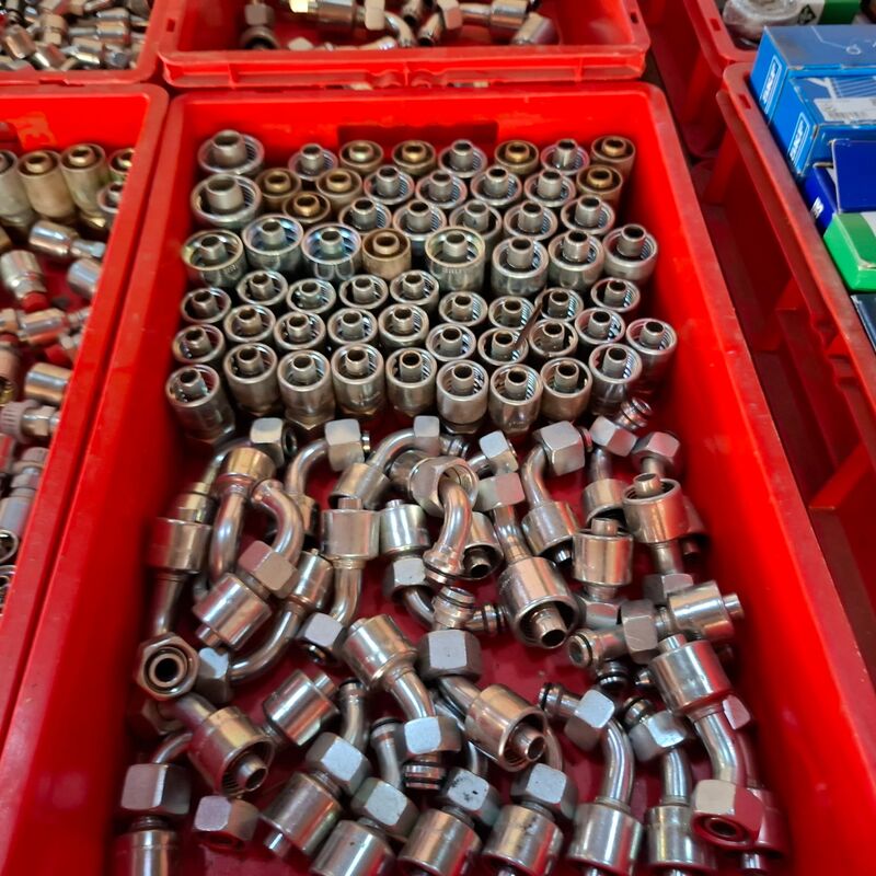 Partij divers koppelingen lucht, water, hydrauliek – foto 10 – kavel bij Onlineveilingmeester, Winsum