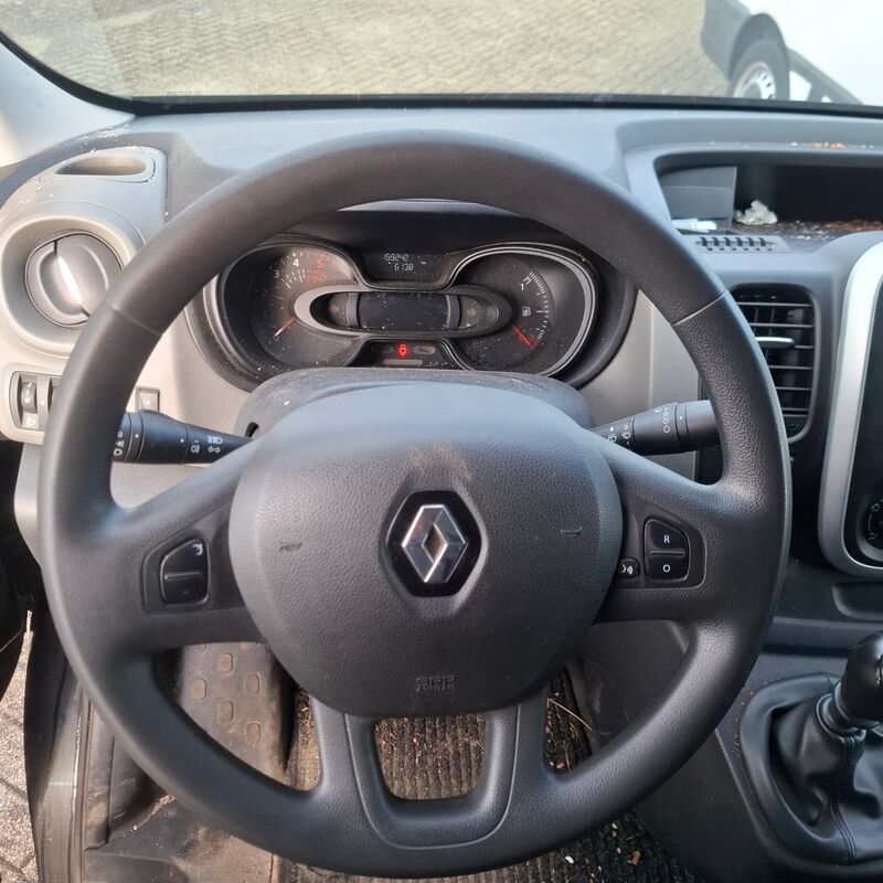 Bedrijfswagen, Renault, Trafic, 2018 – foto 9 – kavel bij Domeinen Roerende Zaken, Soesterberg