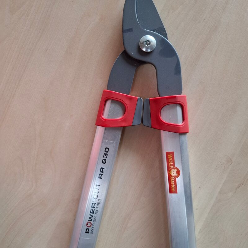 Elektrische heggenschaar met kantentrimmer Wolf Garten, HS45E | Lycos E/280T – foto 7 – kavel bij Onlineveilingmeester, Winsum