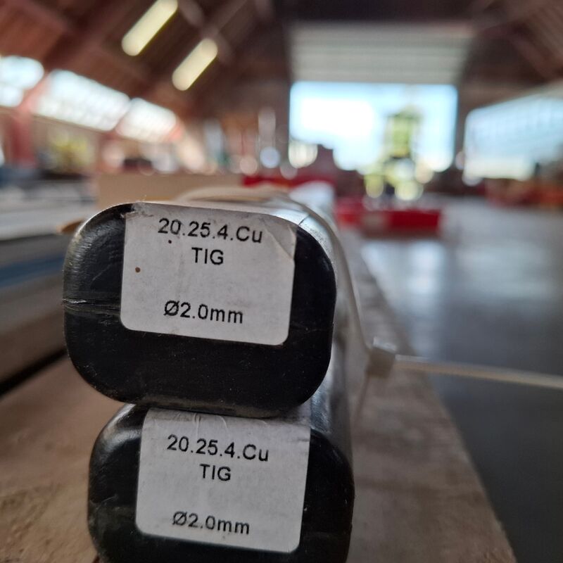 2x koker a 5 kilo TIG laselektrode Lincoln, 20.25.4Cu TIG – foto 2 – kavel bij Onlineveilingmeester, Winsum