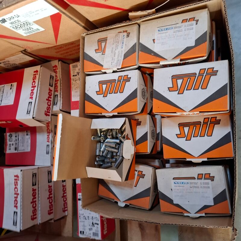 Partij diverse ankers en slagpluggen Spit en Fischer – foto 9 – kavel bij Onlineveilingmeester, Winsum