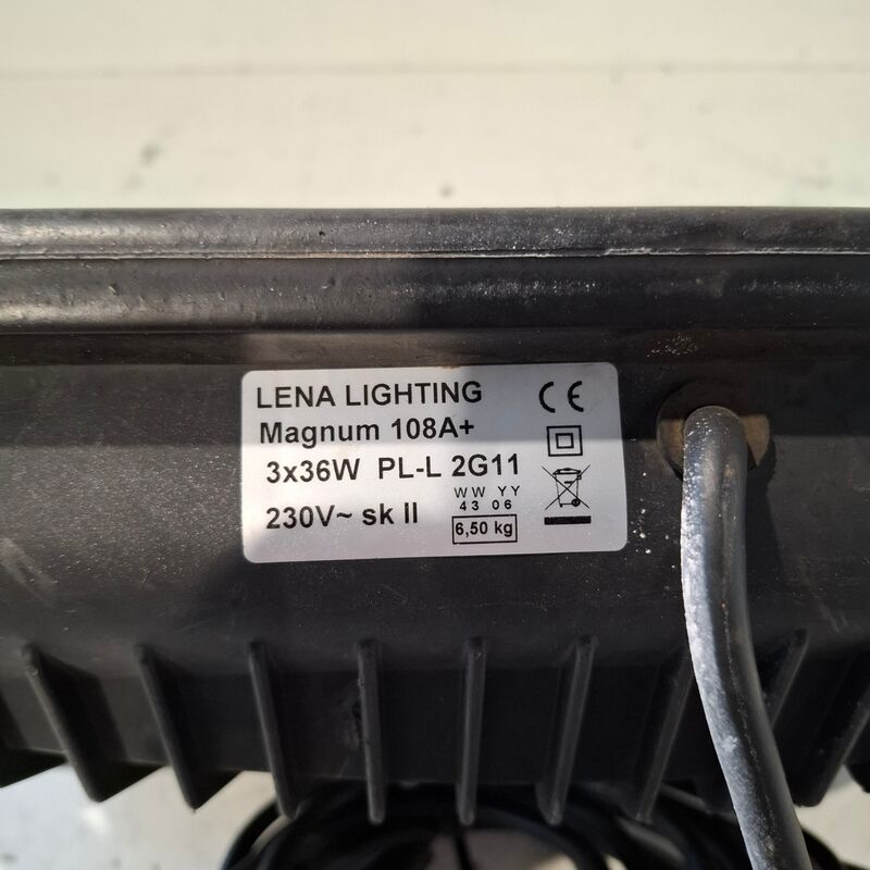 5x Tubelight, Lena Lighting, Magnum 108A+ – foto 4 – kavel bij Onlineveilingmeester, Heerenveen