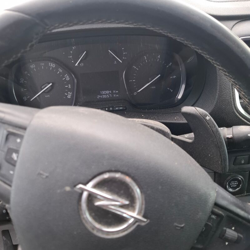 Bedrijfsauto, Opel, Vivaro 2.0 CDTI L2H1 Innovation, 2019 – foto 8 – kavel bij Domeinen Roerende Zaken, Soesterberg