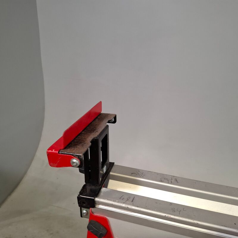 Onderstel voor afkortzaagmachine, Milwaukee, MSL 2000 – foto 5 – kavel bij Domeinen Roerende Zaken, Groningen
