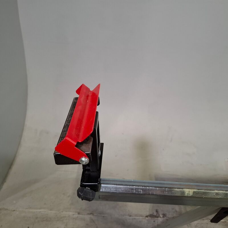 Onderstel voor afkortzaagmachine, Milwaukee, MSL 2000 – foto 5 – kavel bij Domeinen Roerende Zaken, Groningen