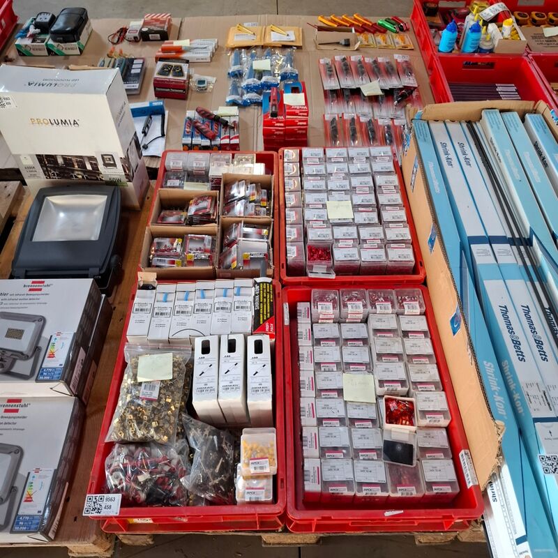 Assortiment installatiemateriaal – foto 2 – kavel bij Onlineveilingmeester, Winsum