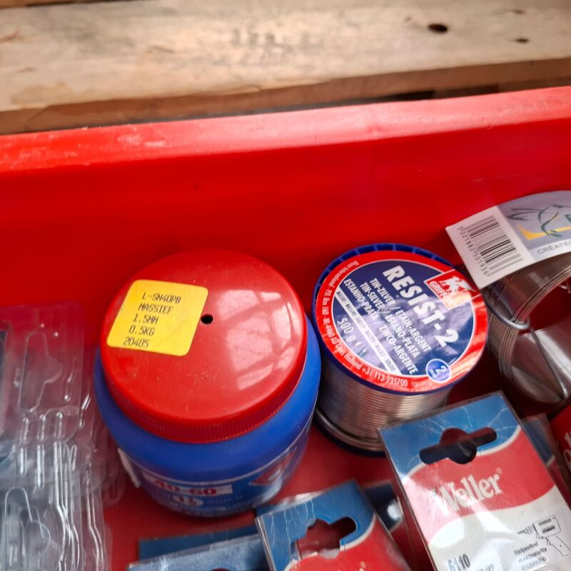 Assortiment soldeer benodigdheden, O.a. Weller – foto 5 – kavel bij Onlineveilingmeester, Winsum