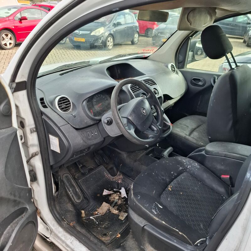 Bedrijfsauto, Renault, Kangoo Express 1.5 dCi 75 Express Compact Comfort S&S, 2015 – foto 7 – kavel bij Domeinen Roerende Zaken, Soesterberg
