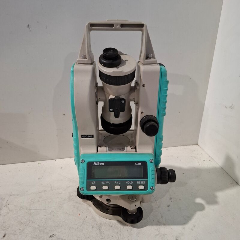 Theodoliet + statief, Nikon, NE 100 – foto 2 – kavel bij Onlineveilingmeester, Heerenveen