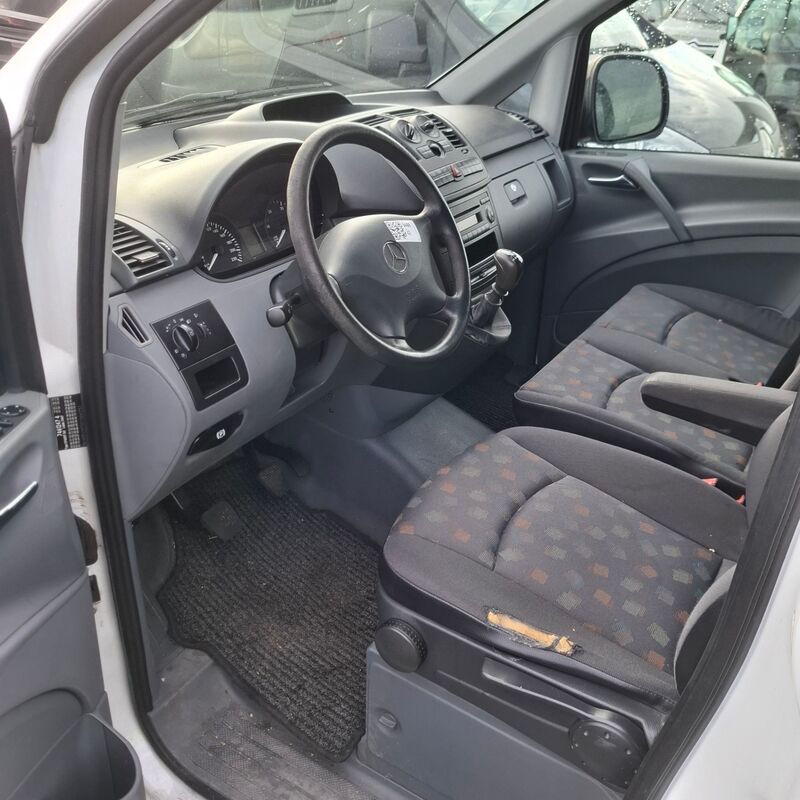 Bedrijfswagen, Mercedes-Benz, Vito, 2008 – foto 5 – kavel bij Domeinen Roerende Zaken, Soesterberg