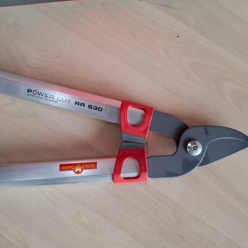 Elektrische heggenschaar met kantentrimmer Wolf Garten, HS45E | Lycos E/280T – foto 6 – kavel bij Onlineveilingmeester, Winsum