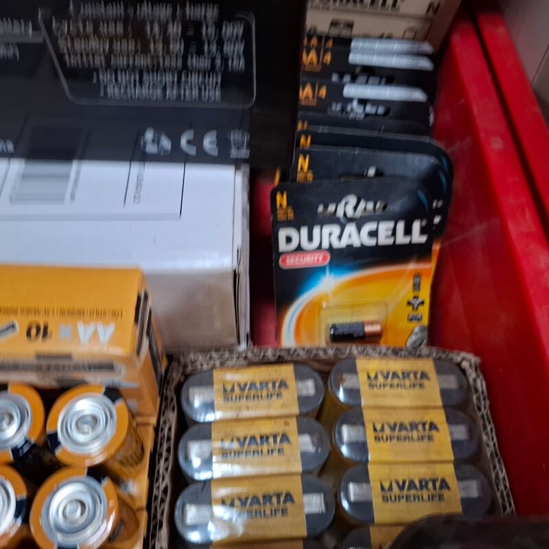 Partij diverse batterijen o.a. Duracell, Energizer, Varta – foto 6 – kavel bij Onlineveilingmeester, Winsum