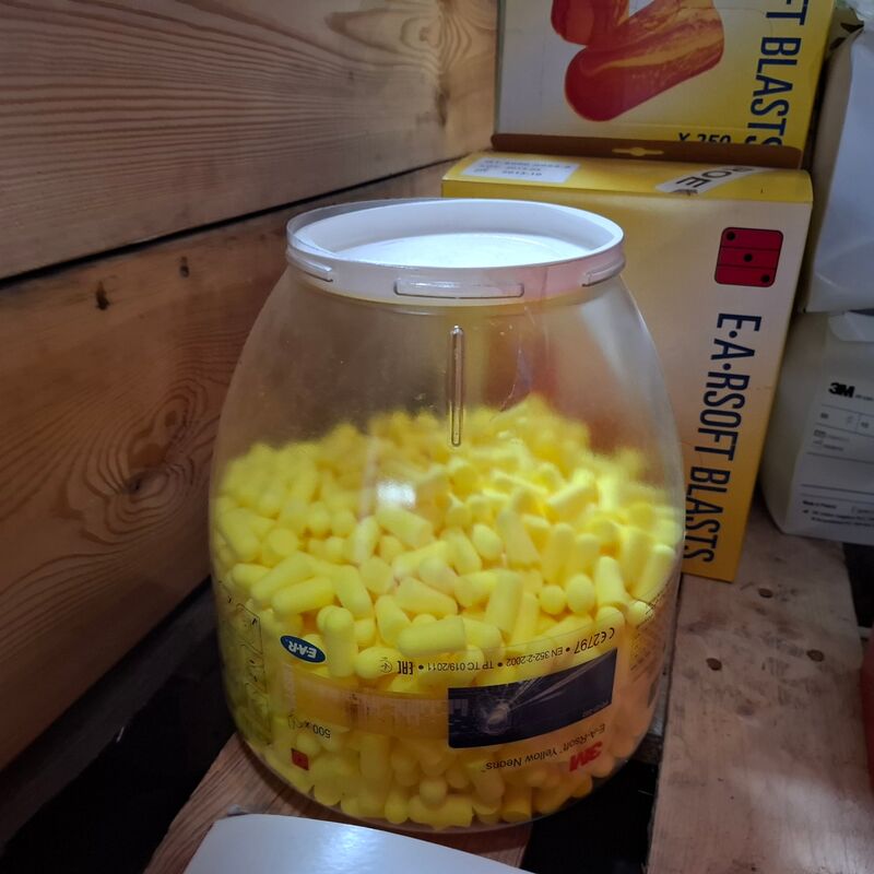 Assortiment PBM o.a. 3M – foto 6 – kavel bij Onlineveilingmeester, Winsum