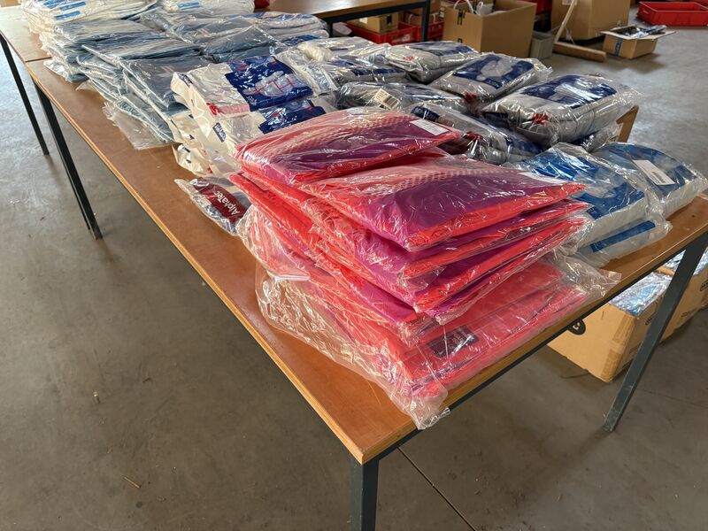 Partij diverse wegwerp werkkleding, O.a. Microgard, 3M – foto 6 – kavel bij Onlineveilingmeester, Winsum
