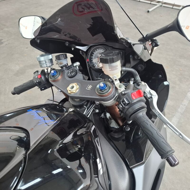 Motorfiets, Suzuki, GSX R1000, 2008 – foto 9 – kavel bij Domeinen Roerende Zaken, Soesterberg