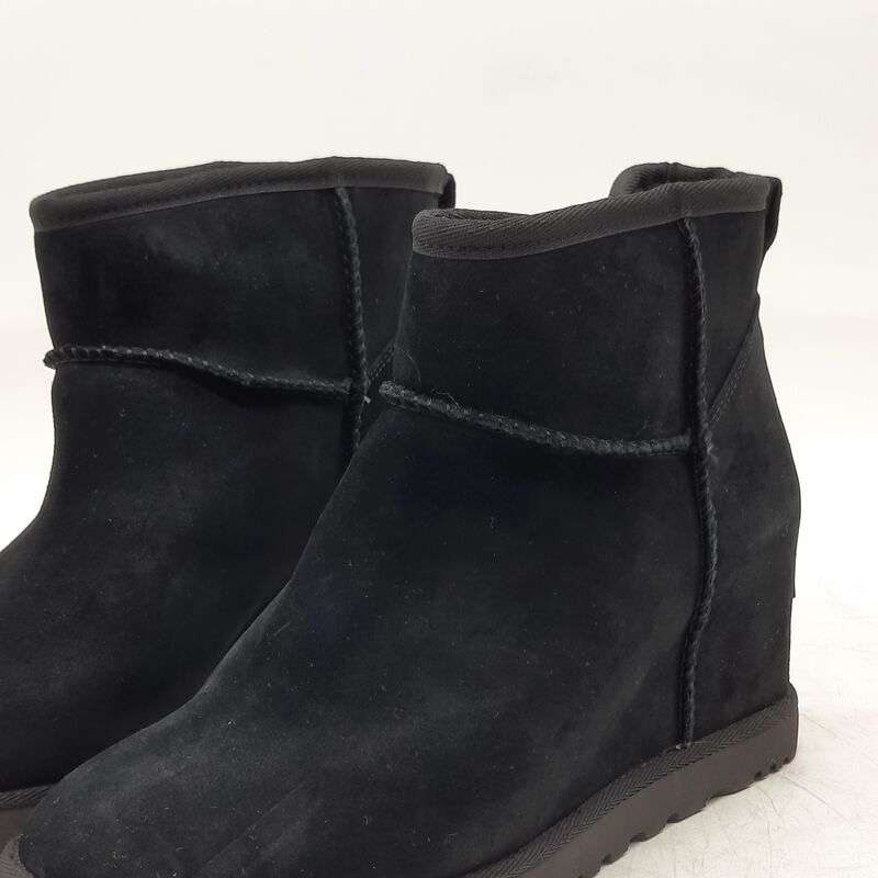 Paar schoenen, maat 38, UGG, 1104609 – foto 3 – kavel bij Domeinen Roerende Zaken, Groningen