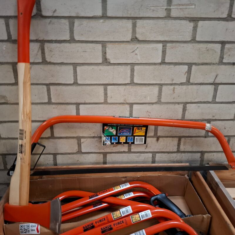 Assortiment tuingereedschap – foto 2 – kavel bij Onlineveilingmeester, Winsum