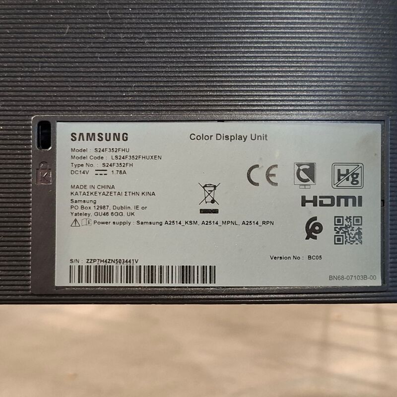 2x Monitor, Samsung & TFT – foto 3 – kavel bij Onlineveilingmeester, Heerenveen