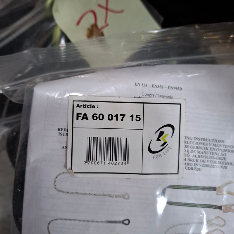 Ca. 34x Diverse harnassen en toebehoren o.a. Petzl – foto 6 – kavel bij Onlineveilingmeester, Winsum