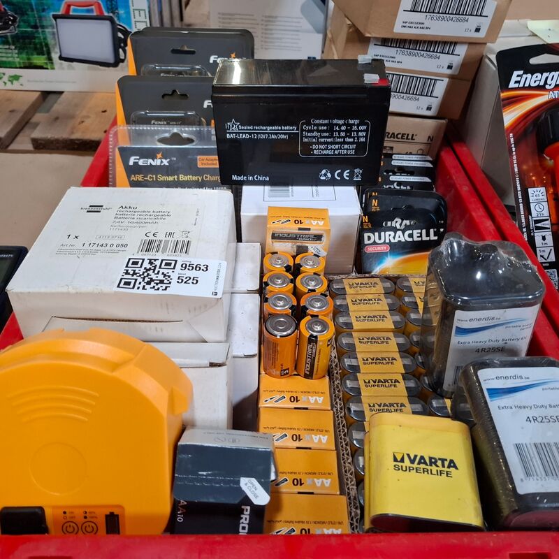 Partij diverse batterijen o.a. Duracell, Energizer, Varta – foto 2 – kavel bij Onlineveilingmeester, Winsum
