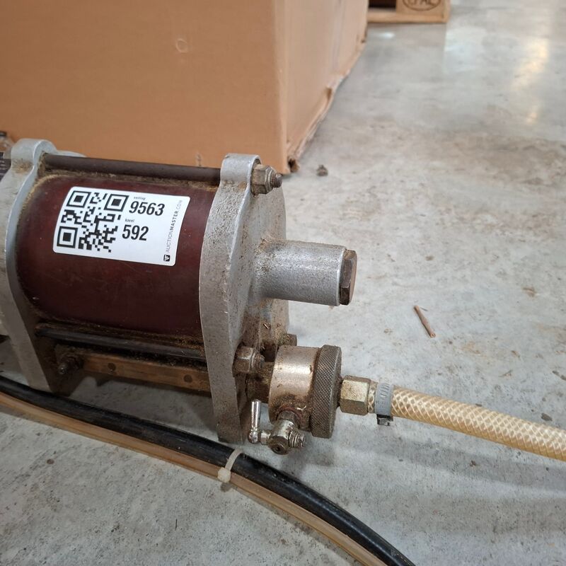 Pneumatische pomp met gereedschap GTE – foto 5 – kavel bij Onlineveilingmeester, Winsum