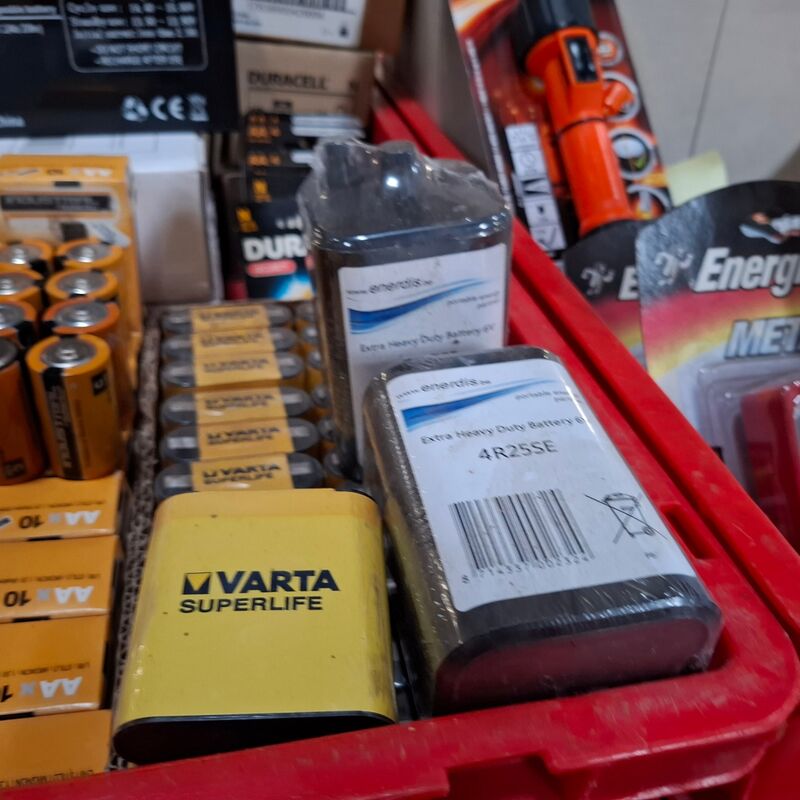 Partij diverse batterijen o.a. Duracell, Energizer, Varta – foto 5 – kavel bij Onlineveilingmeester, Winsum