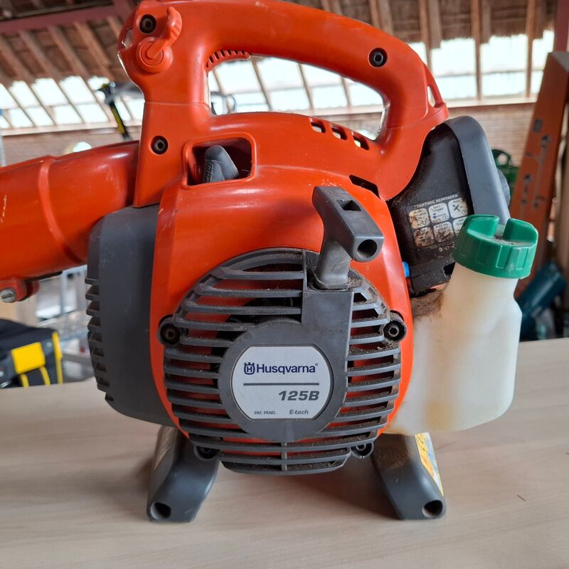 Motor bladblazer Husqvarna, 125B, bouwjaar 2002 – foto 3 – kavel bij Onlineveilingmeester, Winsum