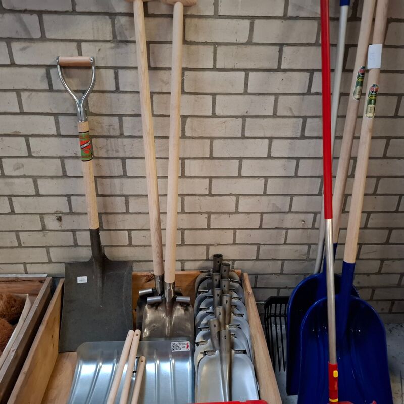Assortiment tuinbenodigdheden – foto 3 – kavel bij Onlineveilingmeester, Winsum