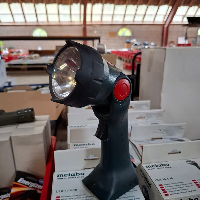 8x Accu handlamp Metabo, ULA 14.4-18 – foto 3 – kavel bij Onlineveilingmeester, Winsum