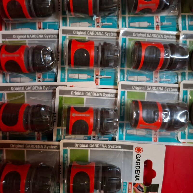 Assortiment waterkoppelingen o.a. Gardena – foto 8 – kavel bij Onlineveilingmeester, Winsum
