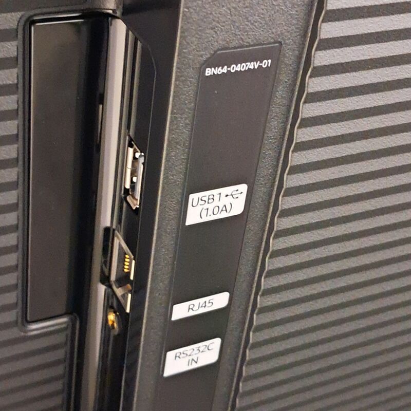 Monitor, Samsung, QM65R-A – foto 3 – kavel bij Domeinen Roerende Zaken, Groningen