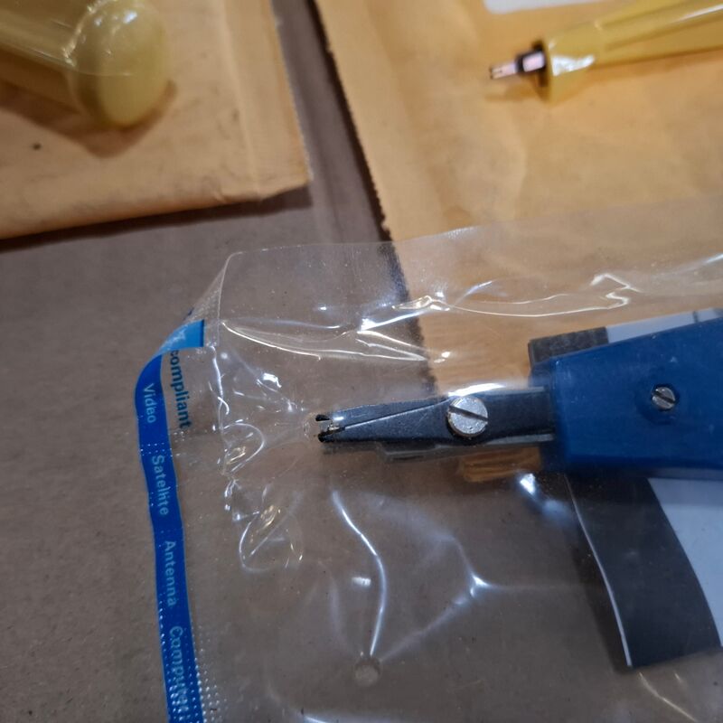Ca. 12x Divers netwerkkabel gereedschap 3M, Valueline, o.a. 4051 – foto 7 – kavel bij Onlineveilingmeester, Winsum